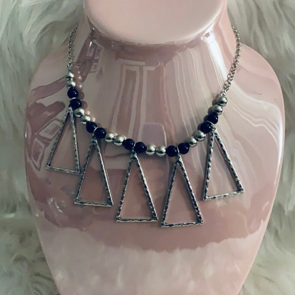 NWT Paparazzi Silver and Black Geometric Necklace & earrings